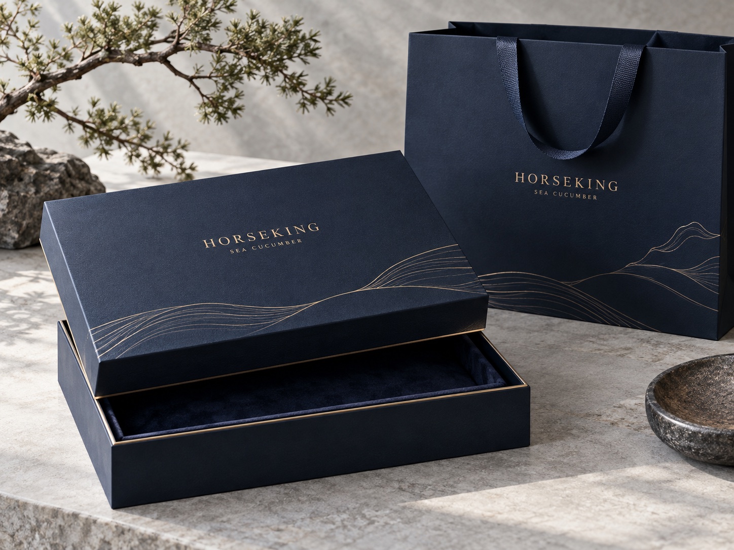 Horseking 深蓝香槟金礼盒与手提袋包装设计概念